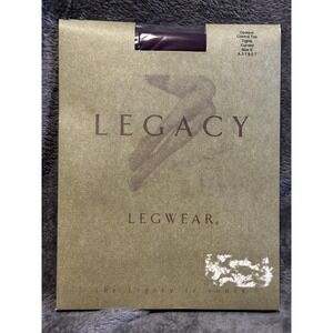 Legacy‎ Legwear Tights Womens Size E Currant Opaque Control Top USA